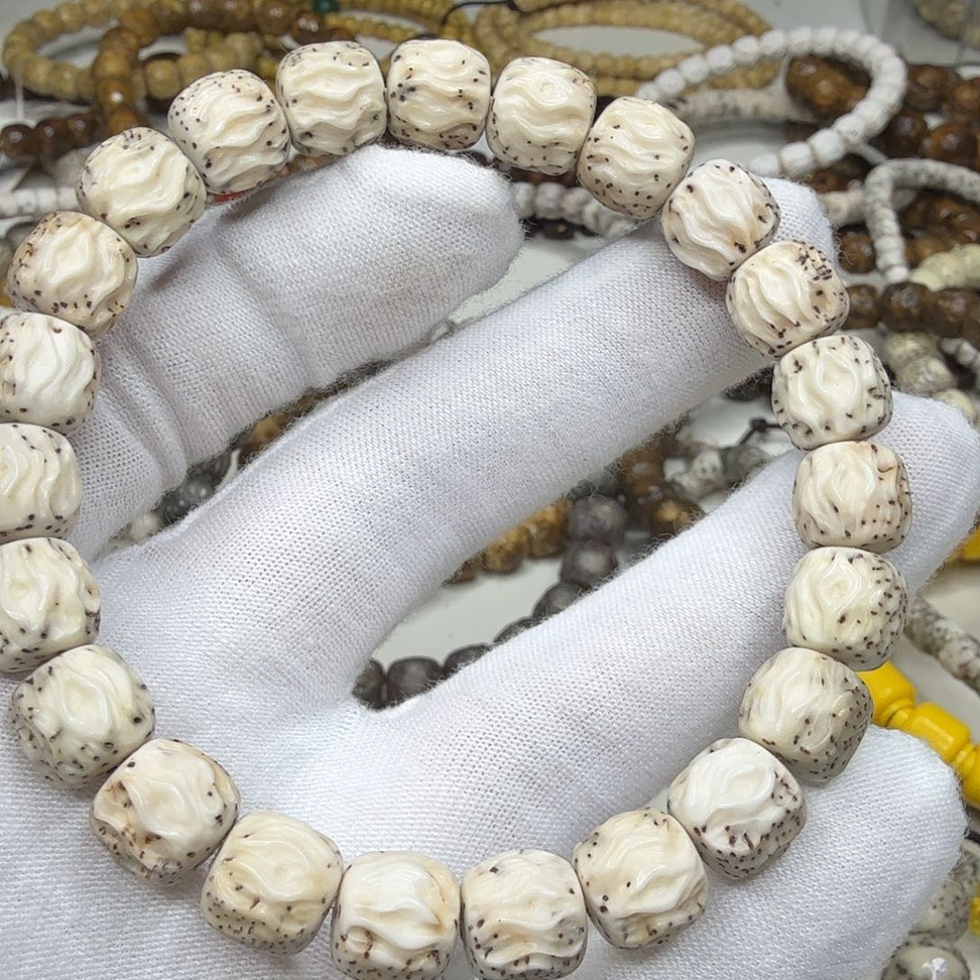 星月菩提吊坠L*10河豚龙须