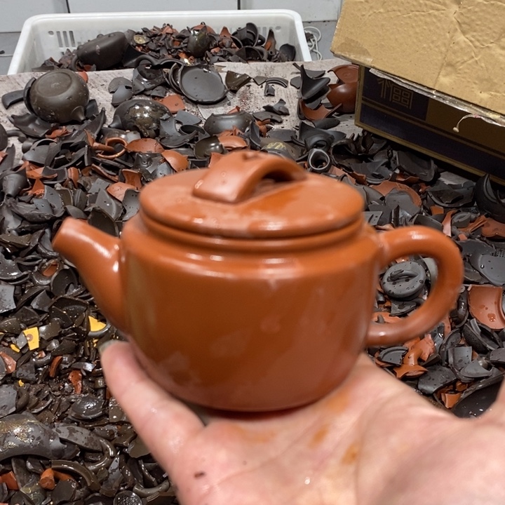 紫砂茶壶我也不知道