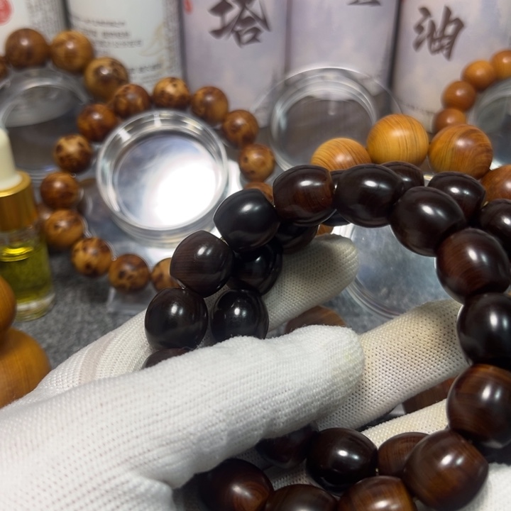 上***签陶瓷崖柏2条北太行