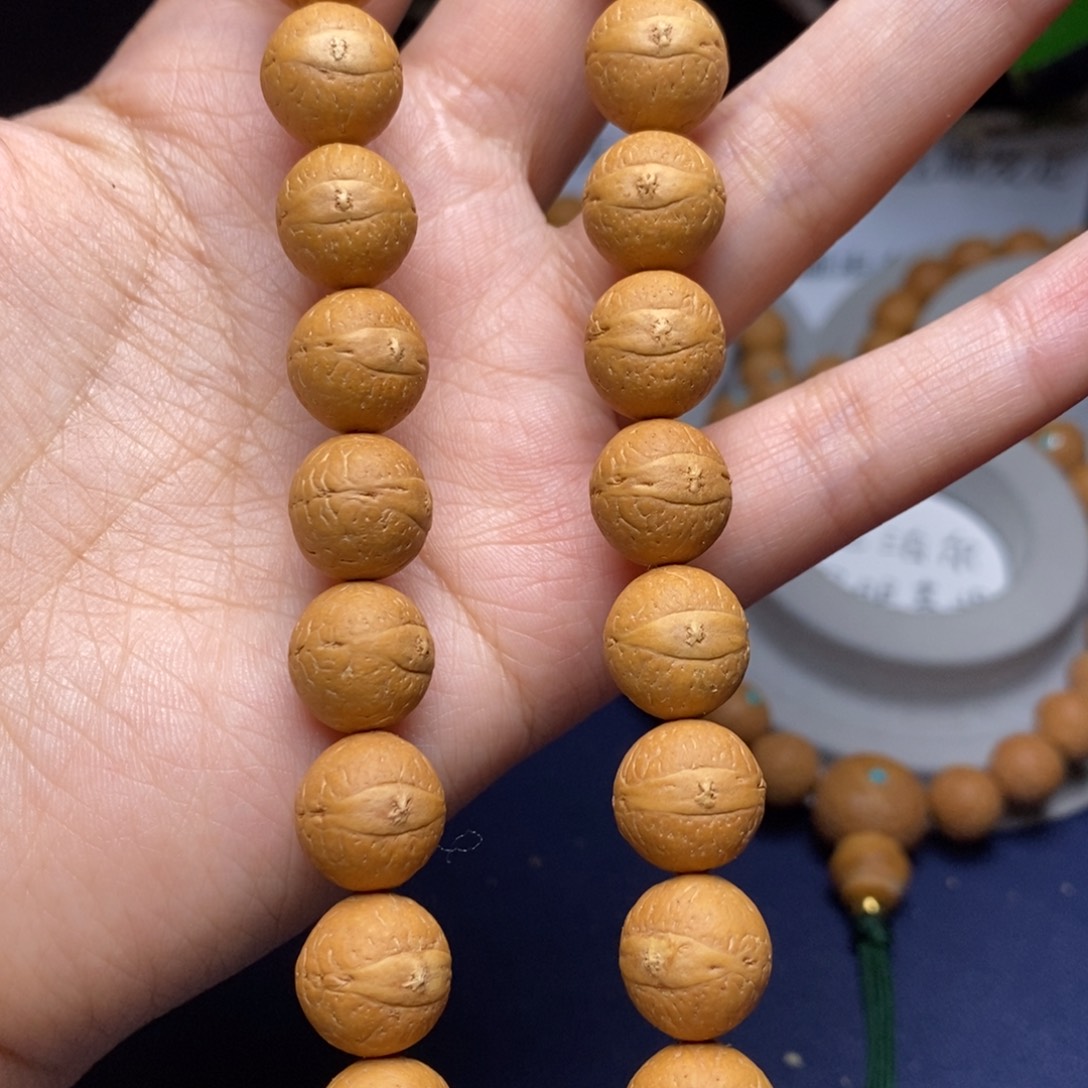 凤眼菩提吊坠12手持