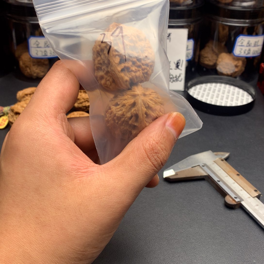 比****a核桃摆件111111111