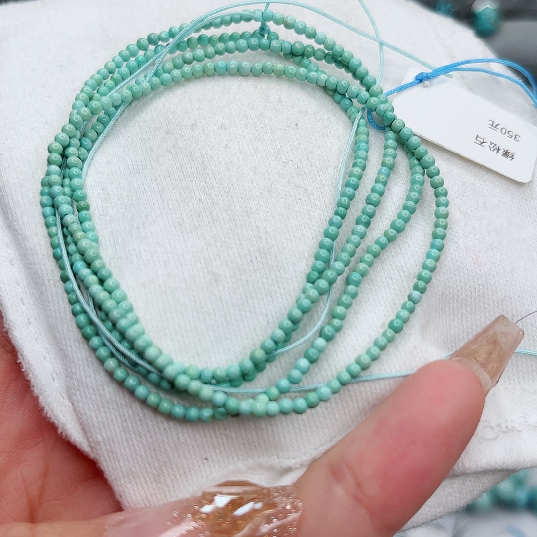 绿松石绿松石未镶嵌