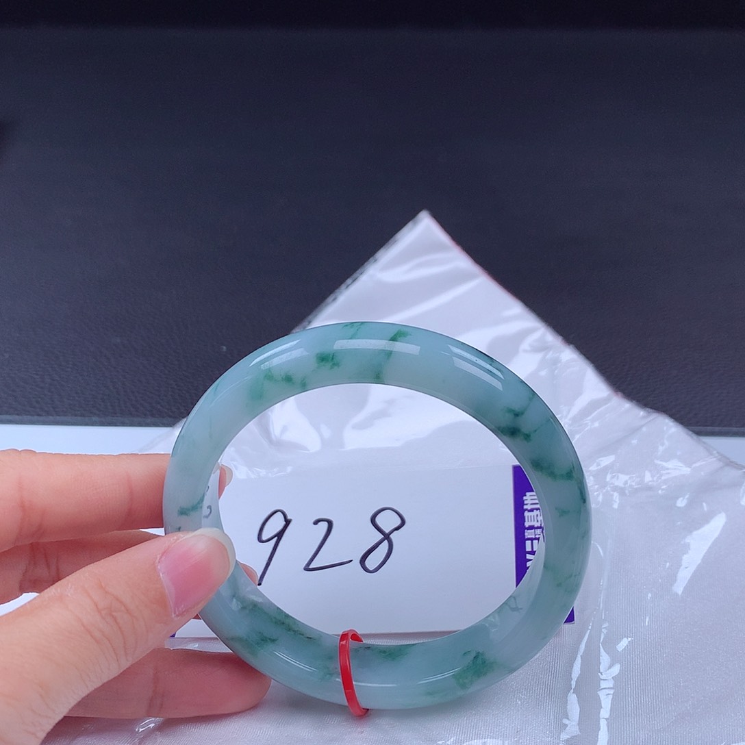 翡翠手镯未镶嵌手镯001714