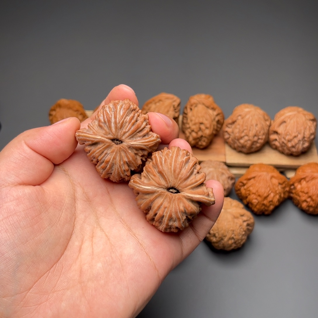 富***足核桃4尺四座楼全品