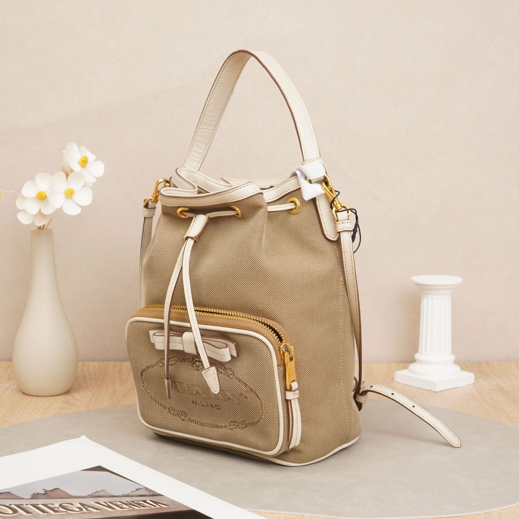 95新 Prada/普拉达 普拉达米色水桶包帆布/肩带DS026206