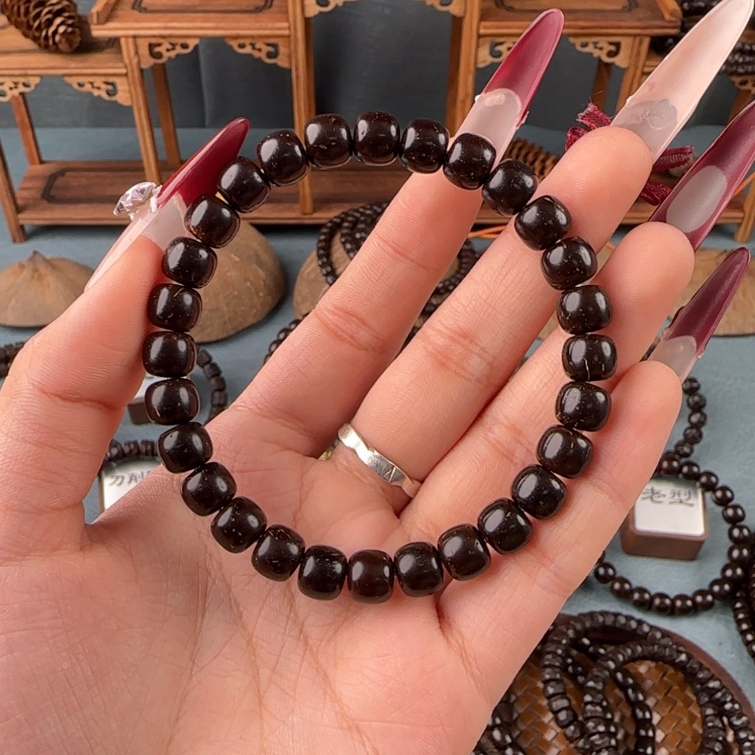 椰蒂吊坠一*?8×7老型手串