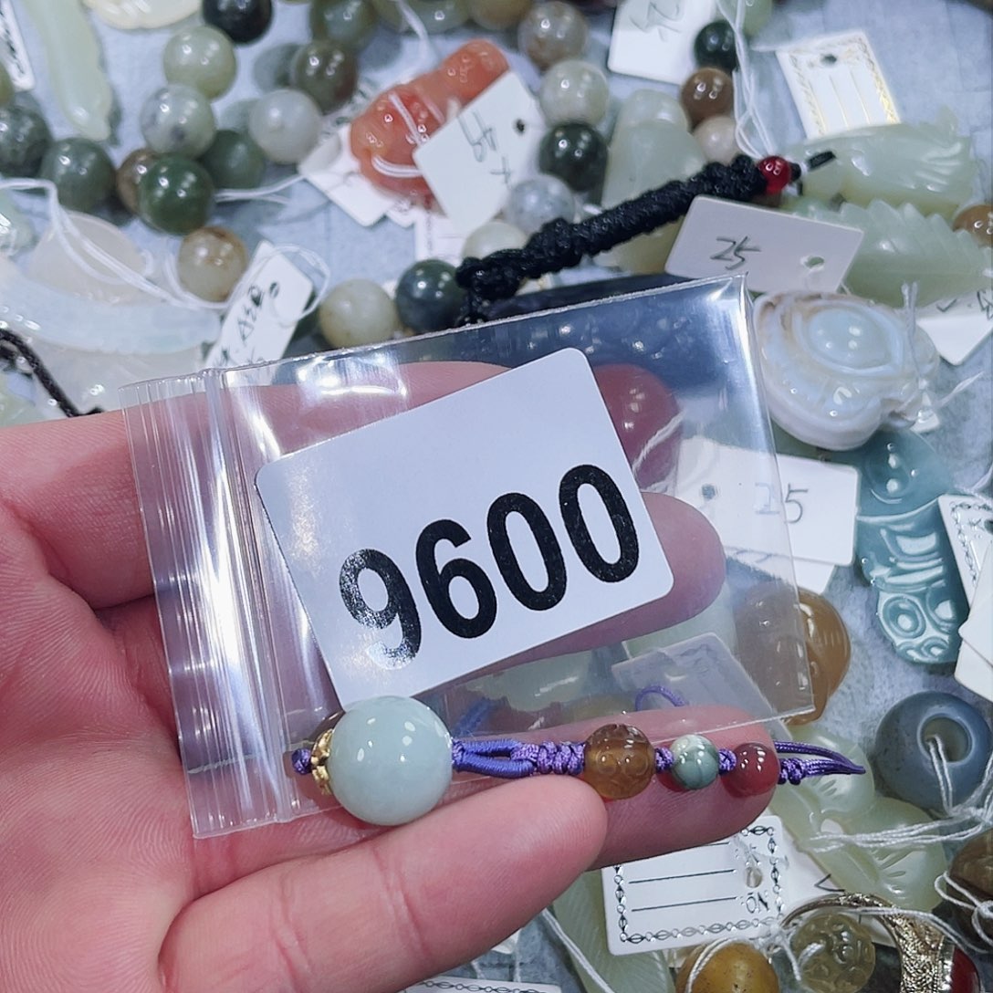 和田玉车挂未镶嵌