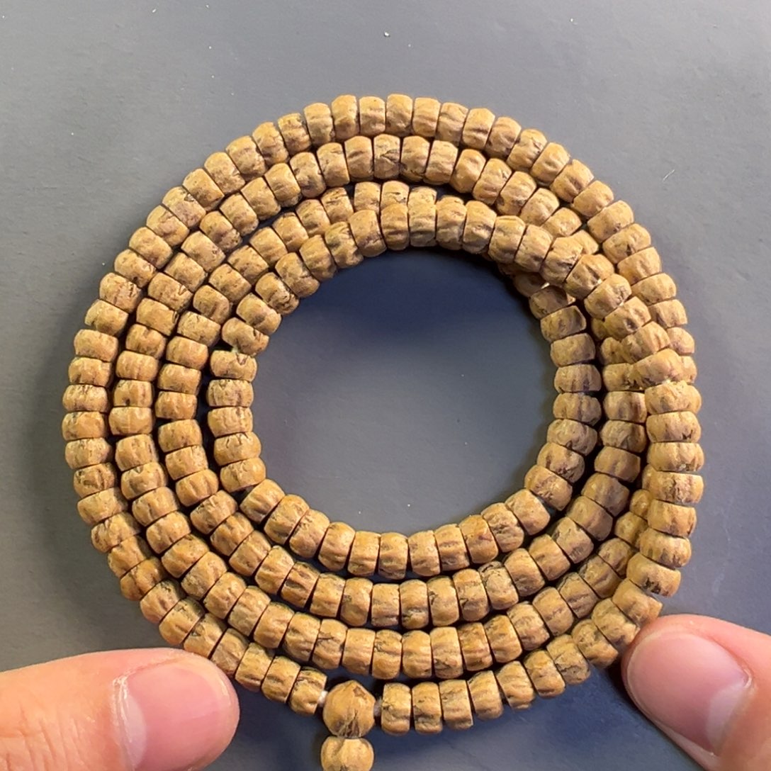 【闪购商品】柏香籽/百香籽吊坠热振红牙药片14号