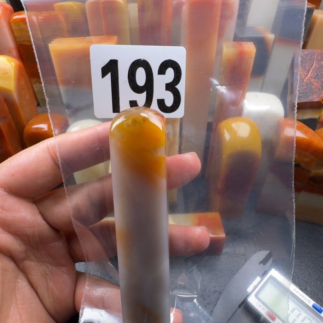 星****老挝石bbnnnnnmmmmnnmm