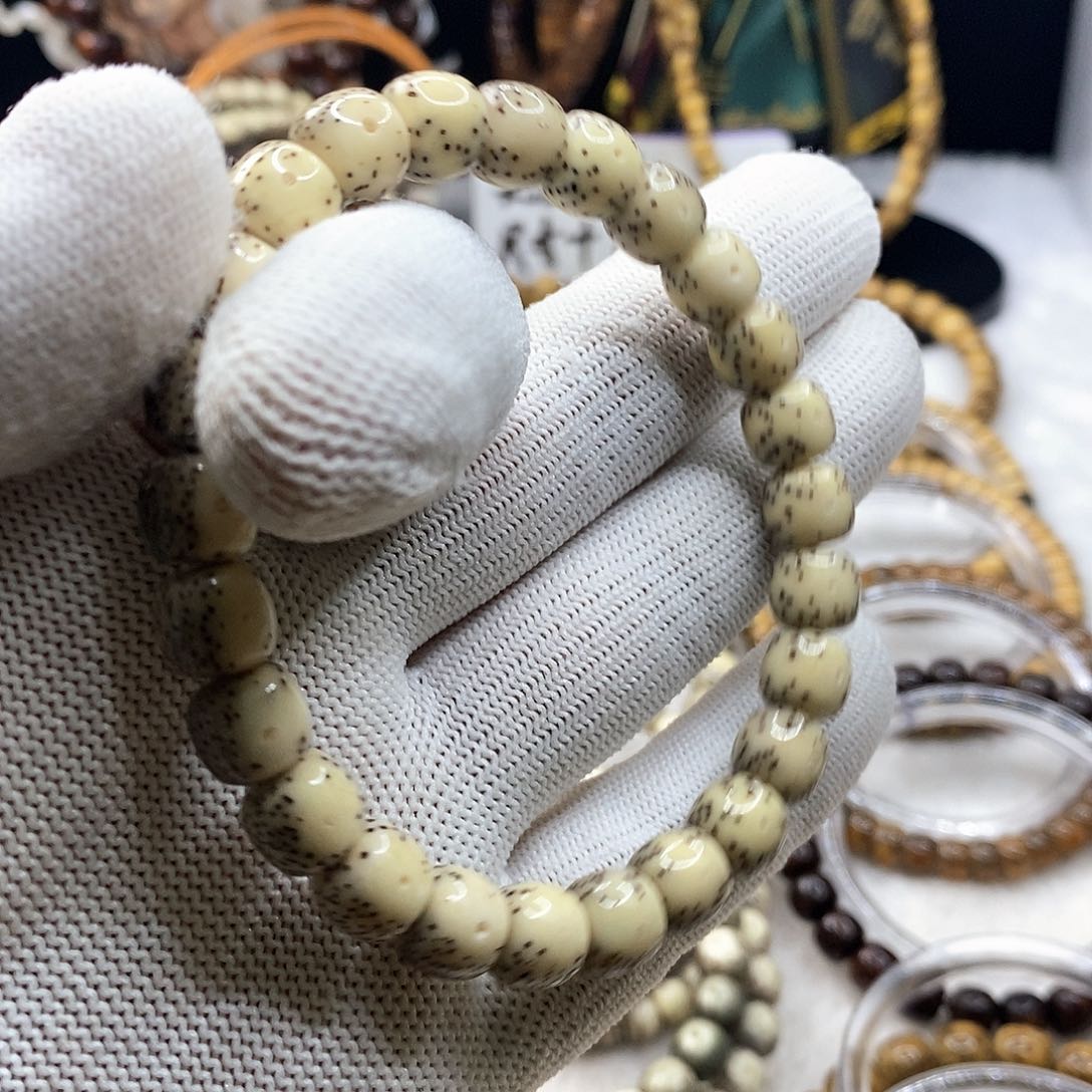 星月菩提手串必****.单圈