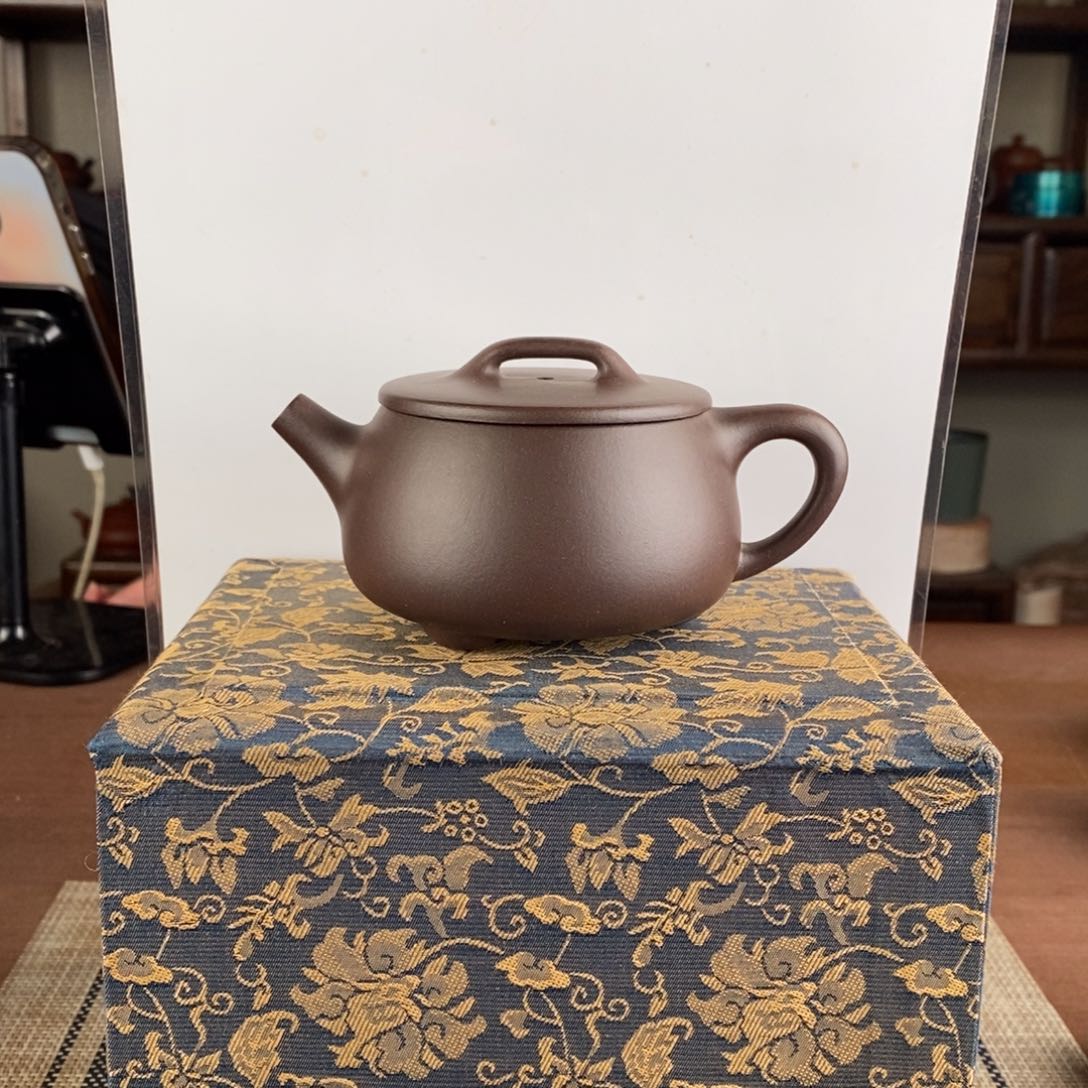 紫砂茶壶牛*牛宜兴紫砂工艺美术精品
