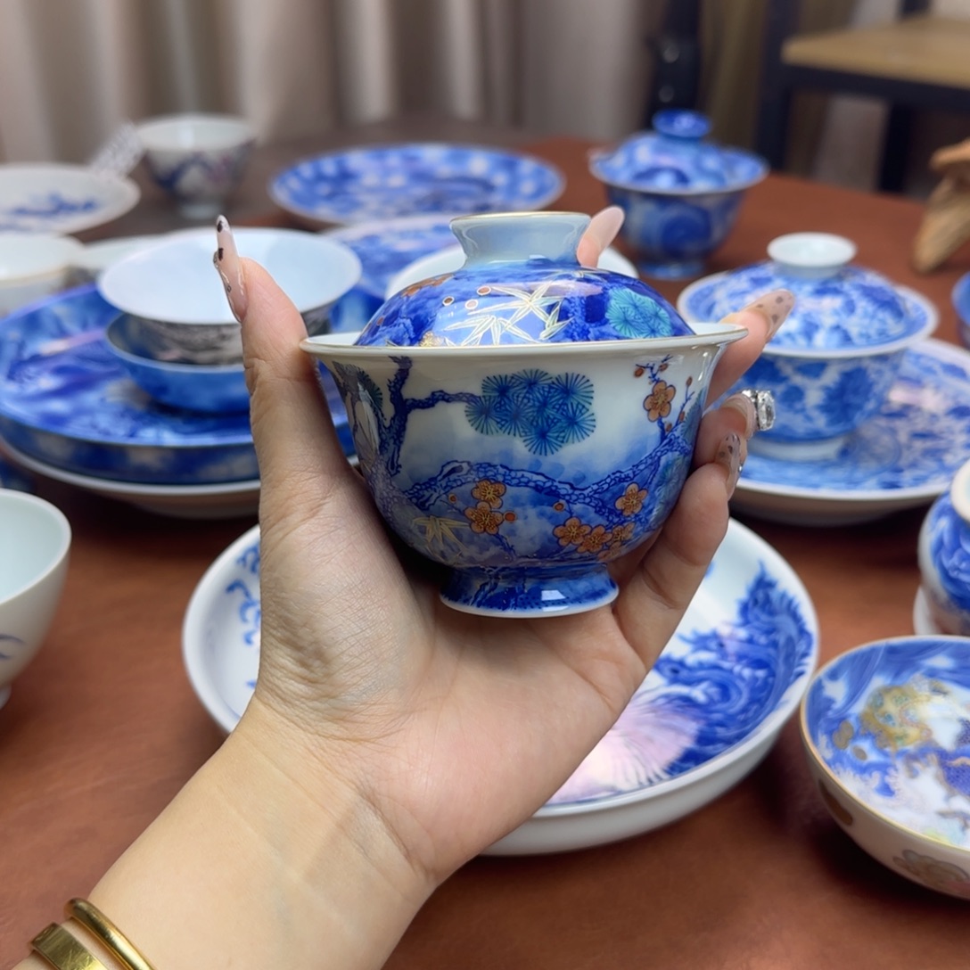 亦***夫景德镇陶瓷手绘盖碗