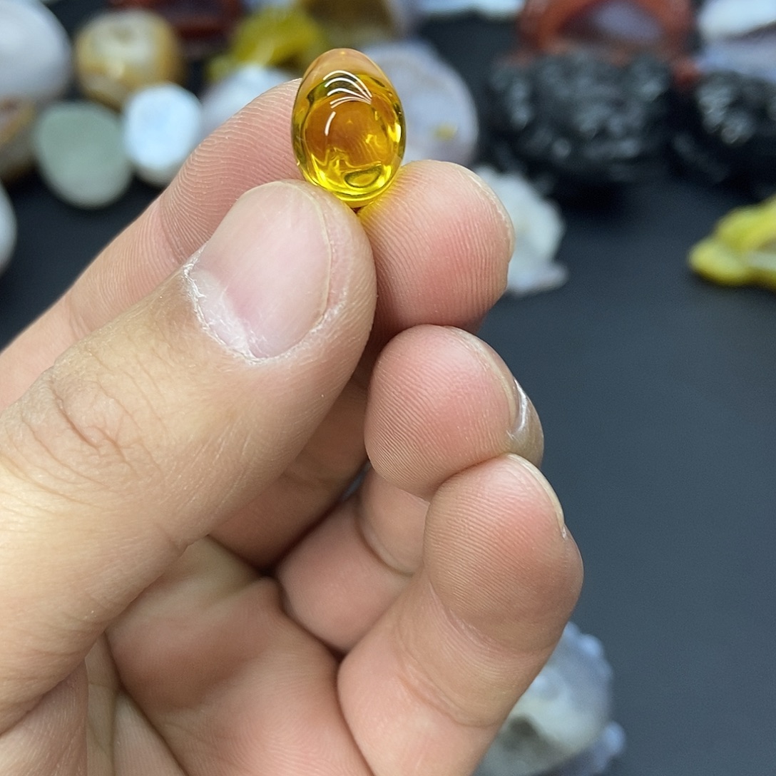 咖***糖玛瑙/玉髓未镶嵌珠宝奇石