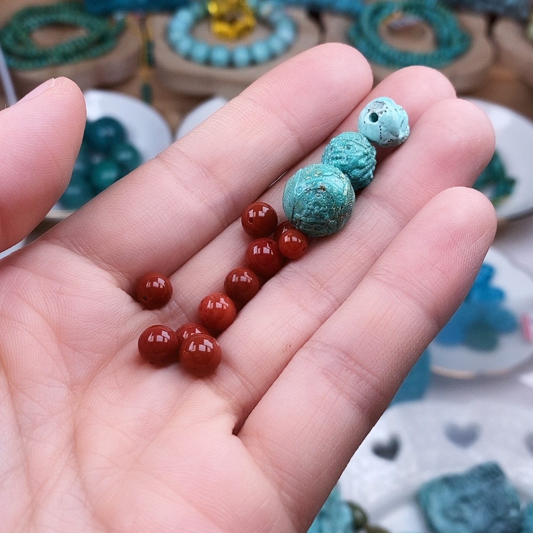 南红玛瑙未镶嵌珠宝奇石