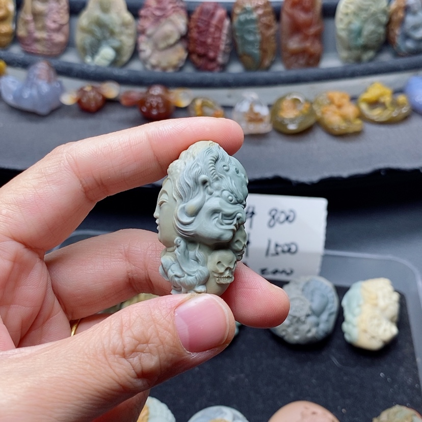 【闪购商品】定制石英质玉吊坠未镶嵌