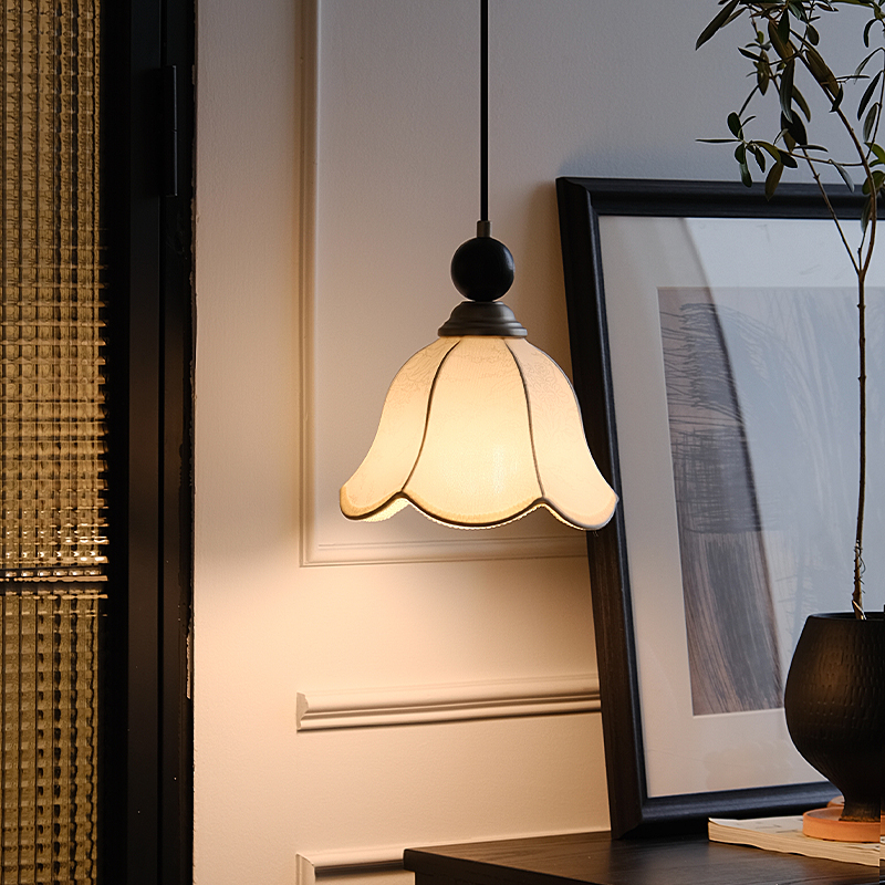 法式中古风卧室小吊灯复古玄关吧台极简高级感床头吊线灯2025新款