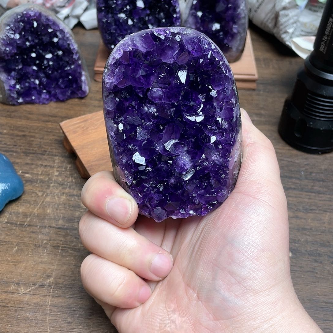 紫晶大型摆件（非配饰）未镶嵌