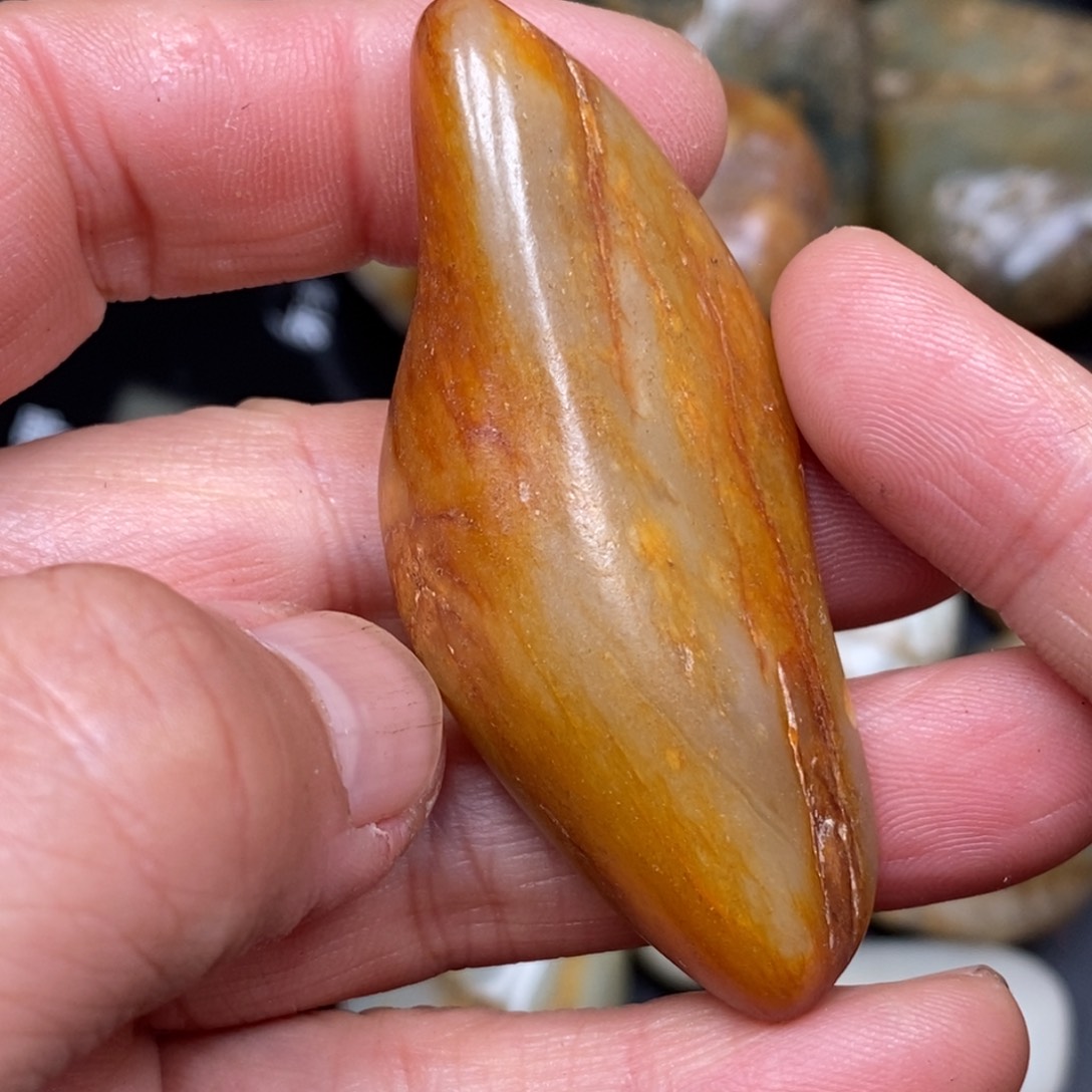 和田玉（糖玉）挂件未镶嵌