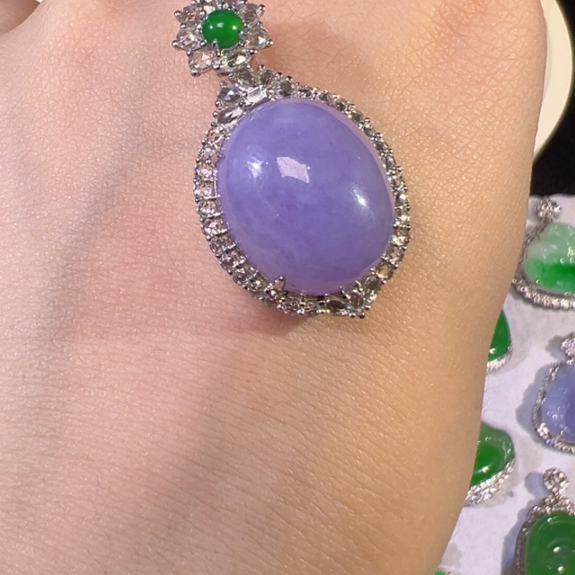 【闪购商品】翡翠颈饰18K金镶嵌缅甸翡翠紫蛋面