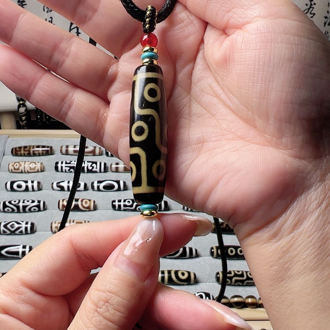 玛瑙/玉髓颈饰合金