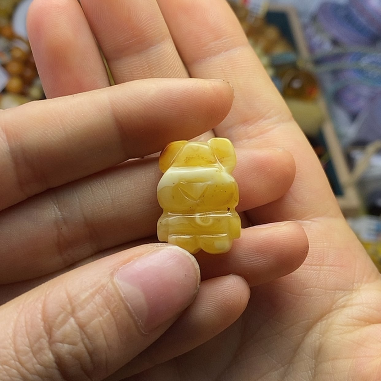 【闪购商品】未镶嵌琥珀珠宝奇石