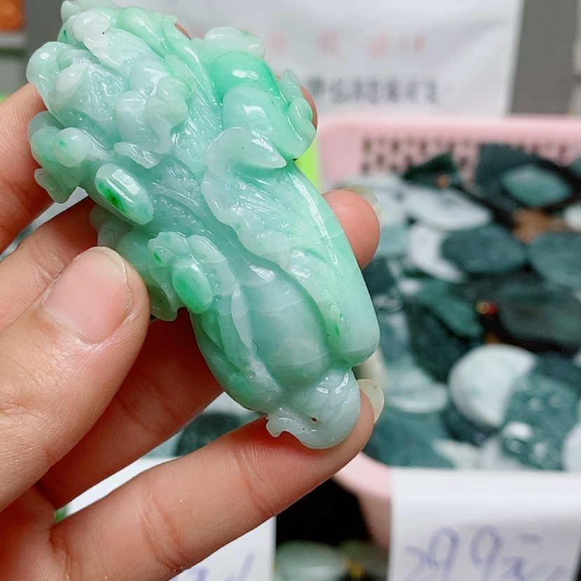 【闪购商品】翡翠颈饰未镶嵌荣纯天然