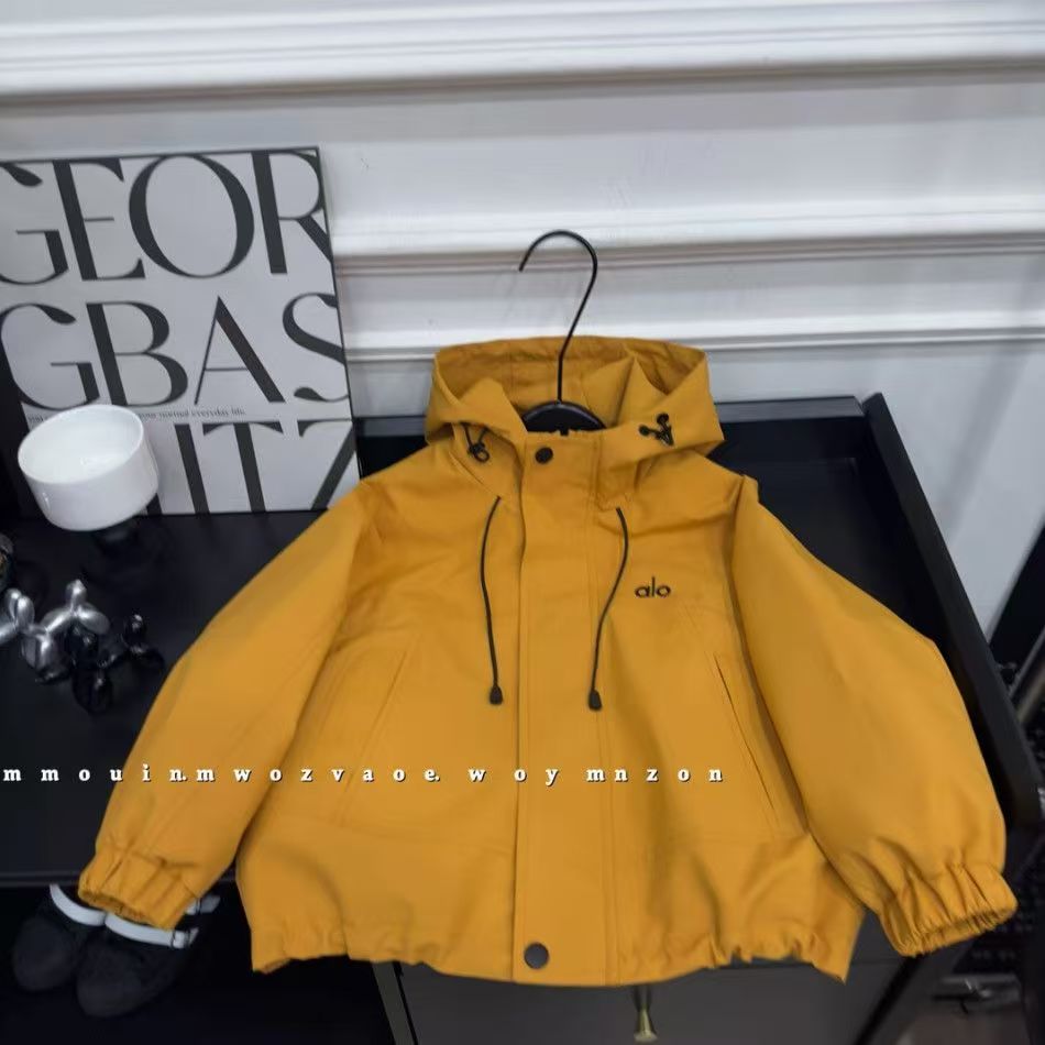 儿童秋季新款2025男童棒球服连帽外套拉链衫中大童潮