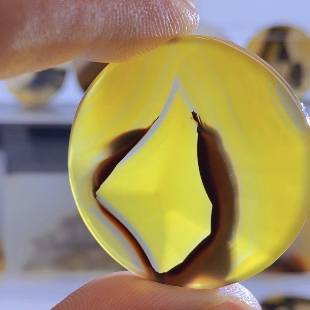 玛瑙/玉髓颈饰未镶嵌