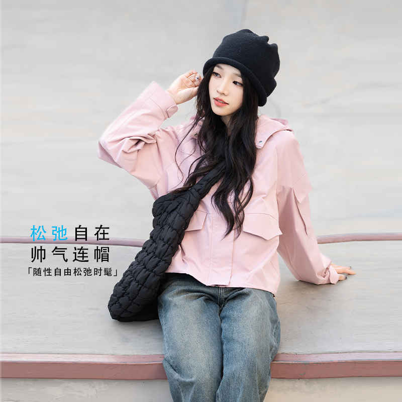 MASIENDI/玛丝恩迪秋季学院风短款外套女连帽口袋风衣430066