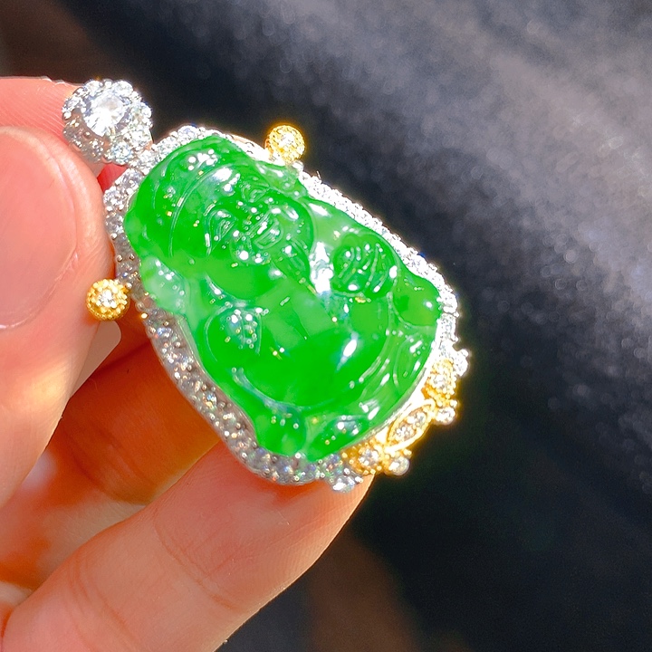 【闪购商品】翡翠颈饰银S925镶嵌翡翠