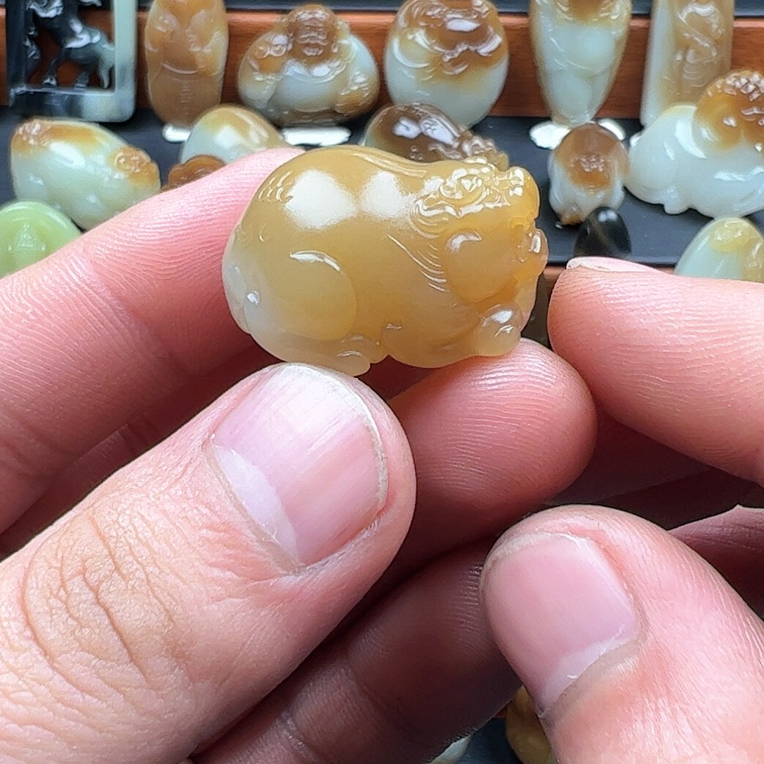 和田玉（糖玉）颈饰未镶嵌5**8