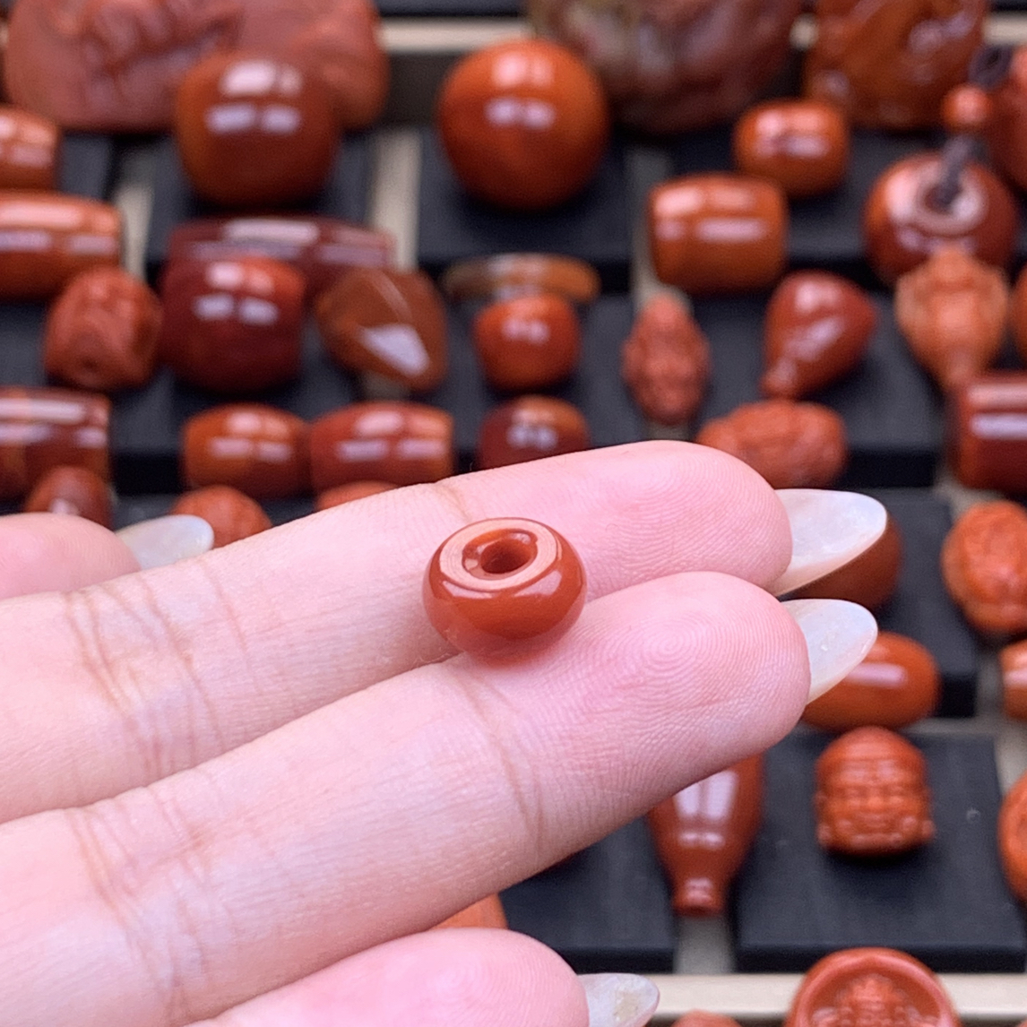 南红川料原矿扣子10.1mm