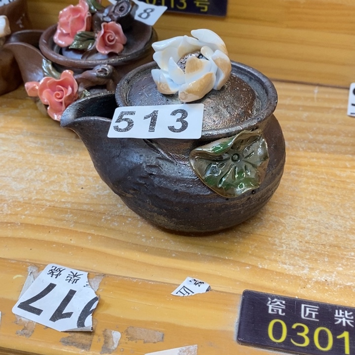 杯棒*柴烧肉等特色菜式