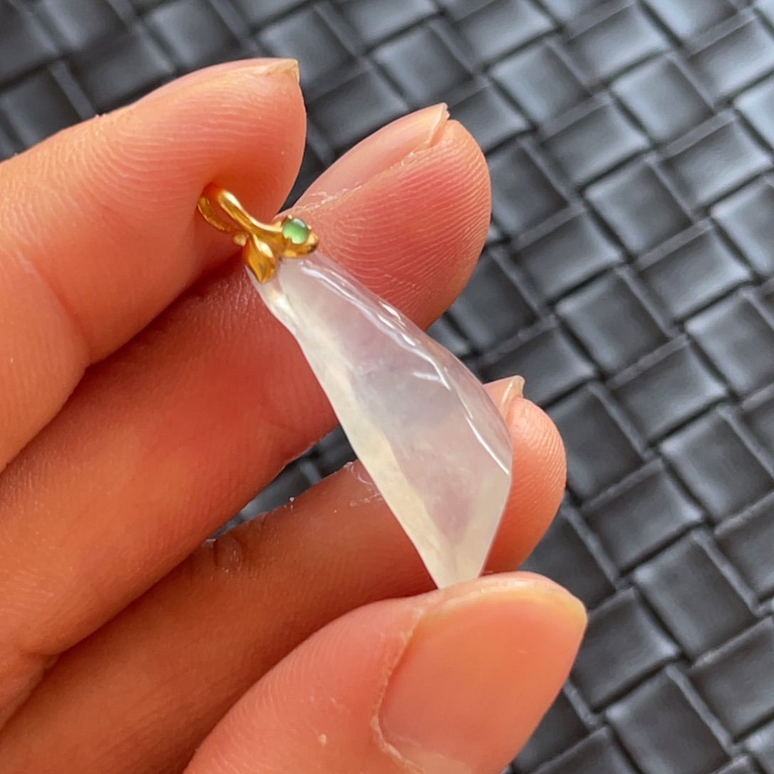 翡翠颈饰18K金镶嵌随行