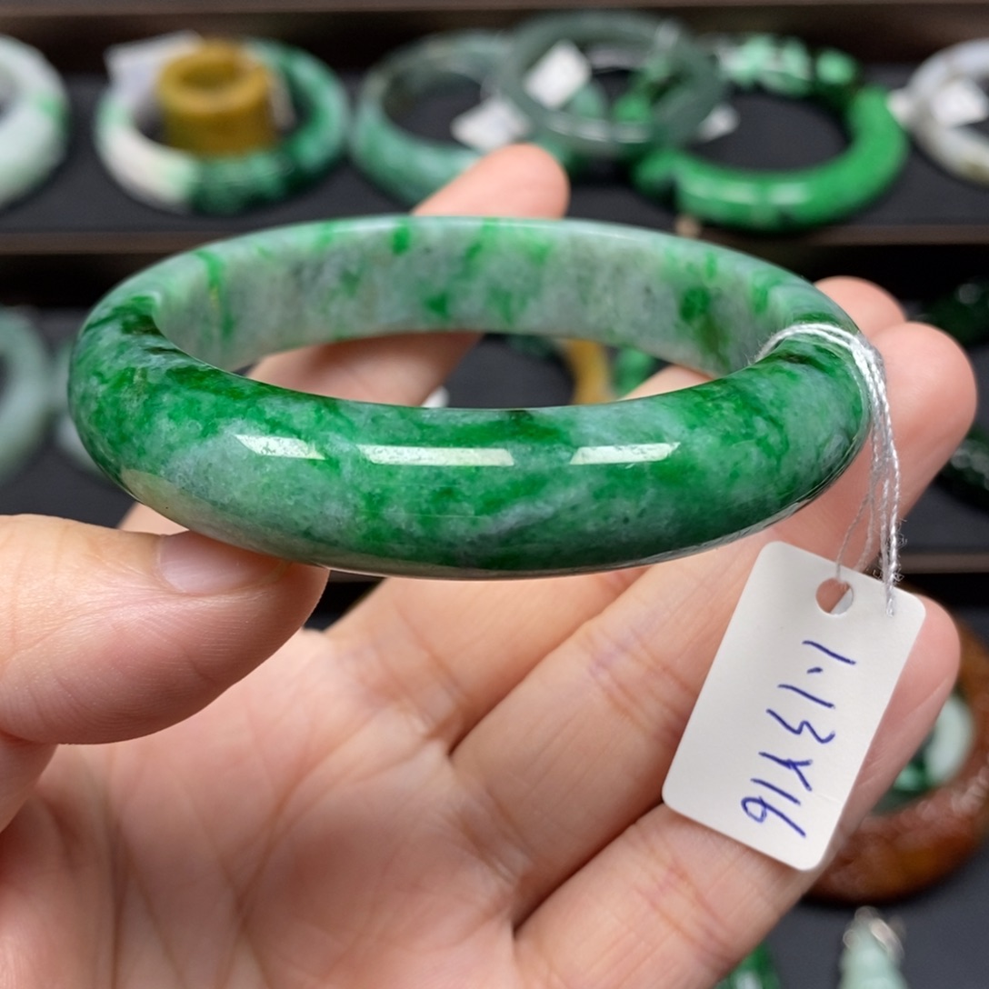 翡翠颈饰未镶嵌55.4圈口10号