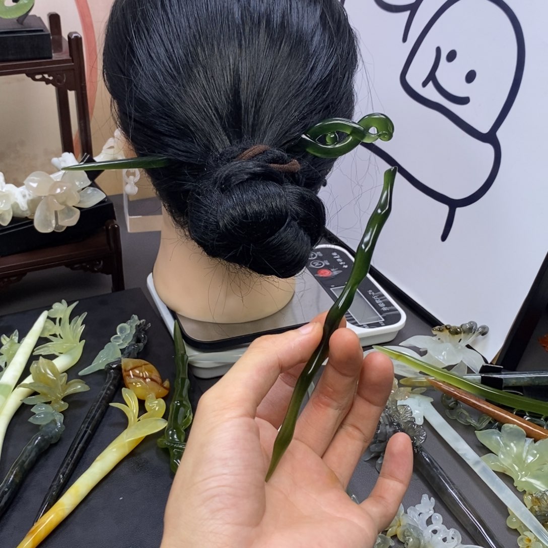 合金蛇纹石玉发饰
