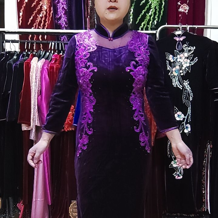 紫色金丝绒领子微透贴花中款旗袍xl115内2XL125内