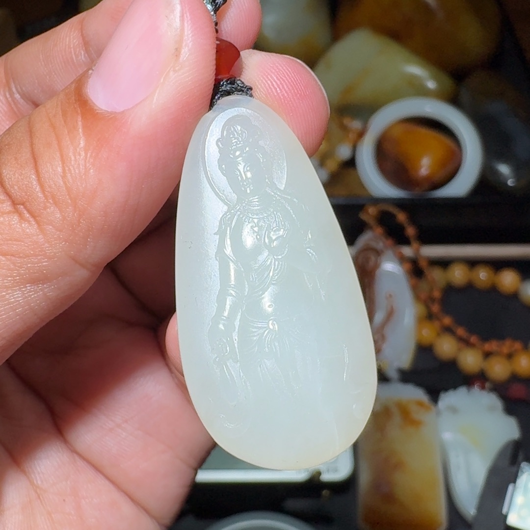 和田玉颈饰未镶嵌