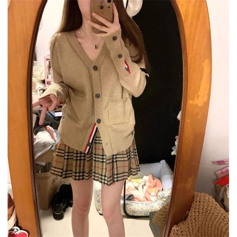 早秋穿搭2025秋冬季新款开衫毛衣针织衫女宽松慵懒风显瘦上衣外套
