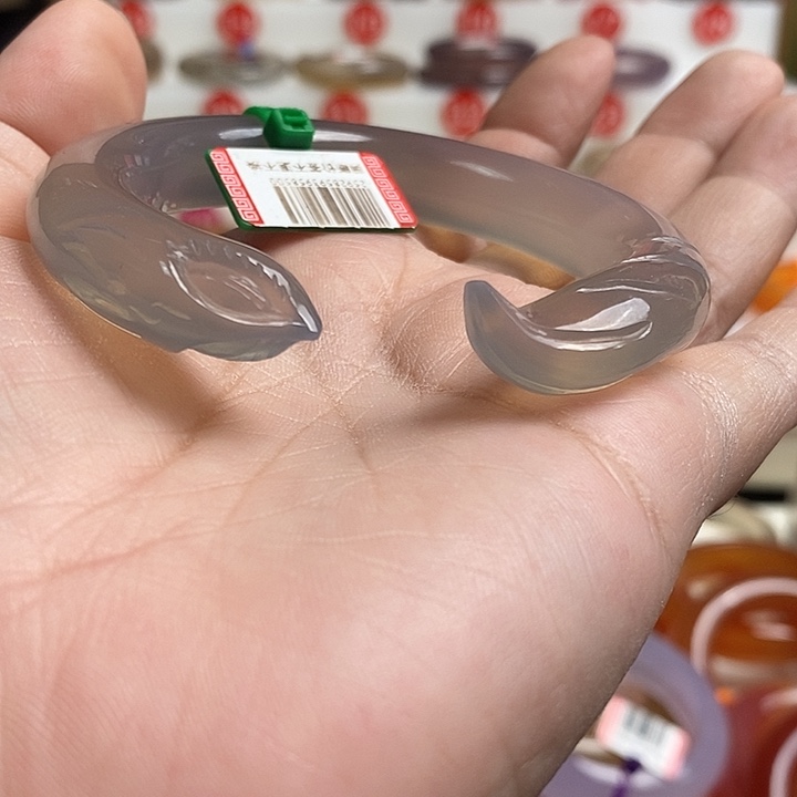 手镯玛瑙/玉髓未镶嵌?*尼