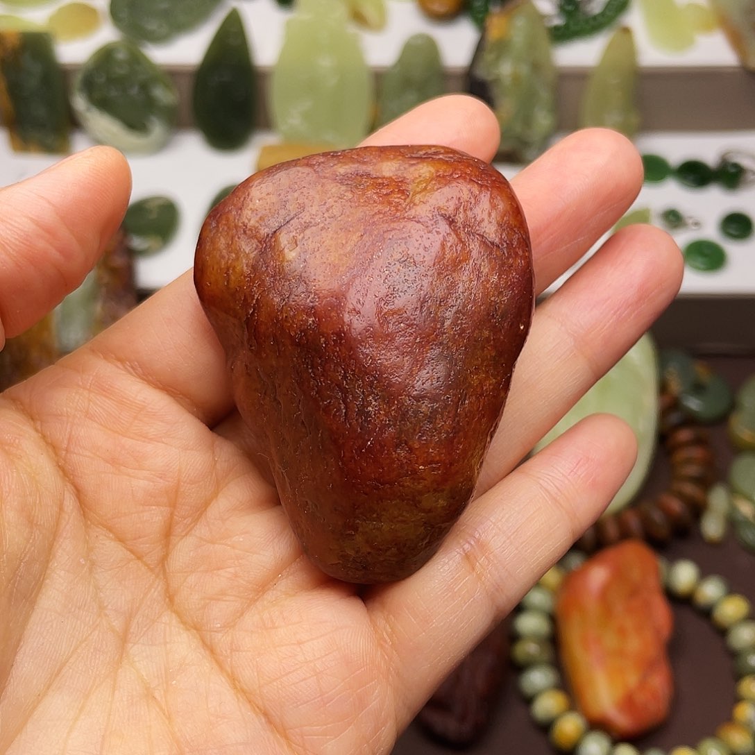 岫岩河磨玉（透闪石质玉）颈饰未镶嵌羽*