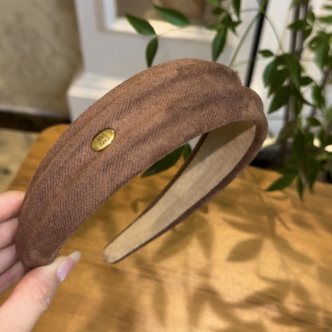 「唐舍庄园」韩系复古墨绿宽边高颅顶绒布凹凸发箍秋冬旅行发卡