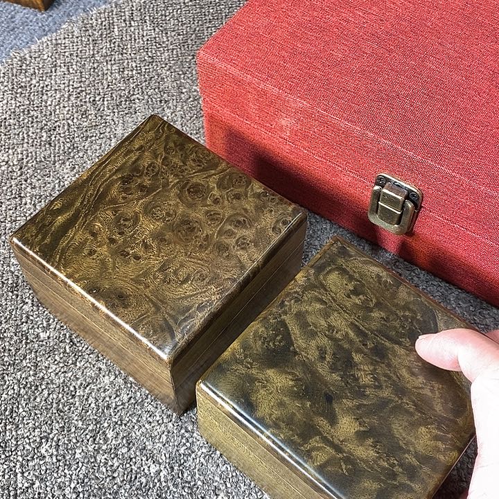 金丝楠阴沉木首饰盒一对