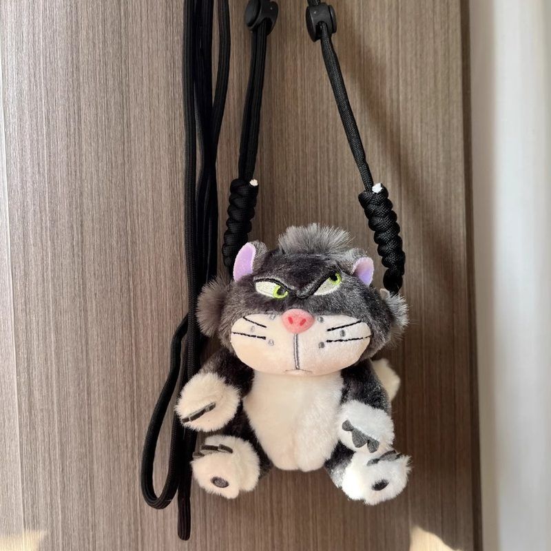 手机挂绳背带可调节拆卸可爱卡通路西法猫毛绒公仔支架壳背夹