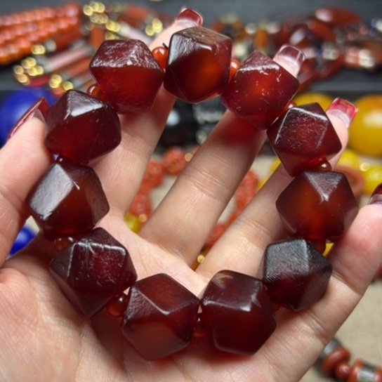 玛瑙/玉髓颈饰未镶嵌