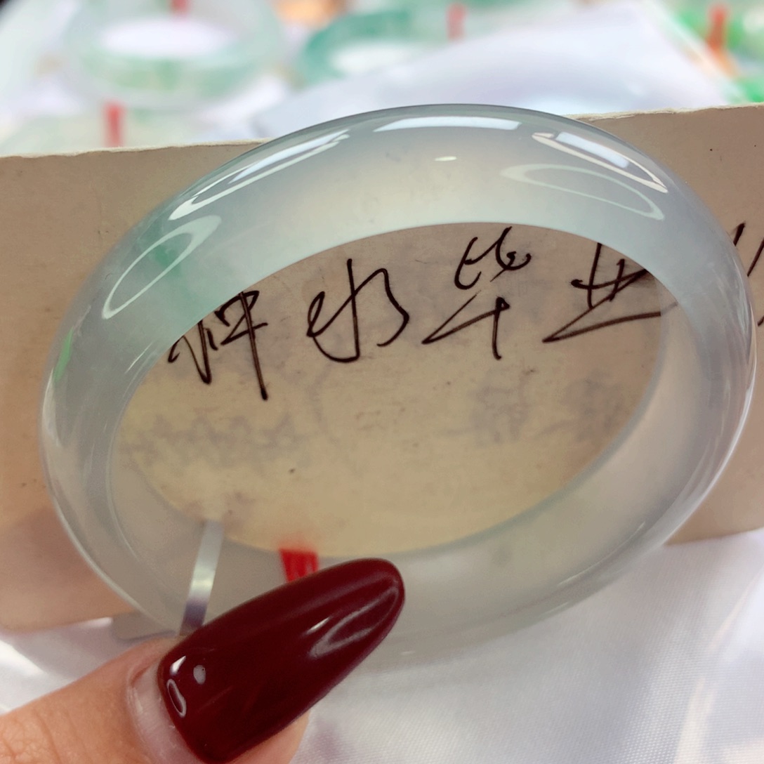 翡翠手镯（贵妃镯）未镶嵌师妹