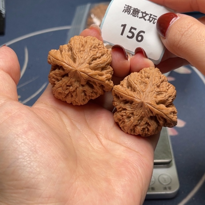 文玩核桃把件粗筋42.156