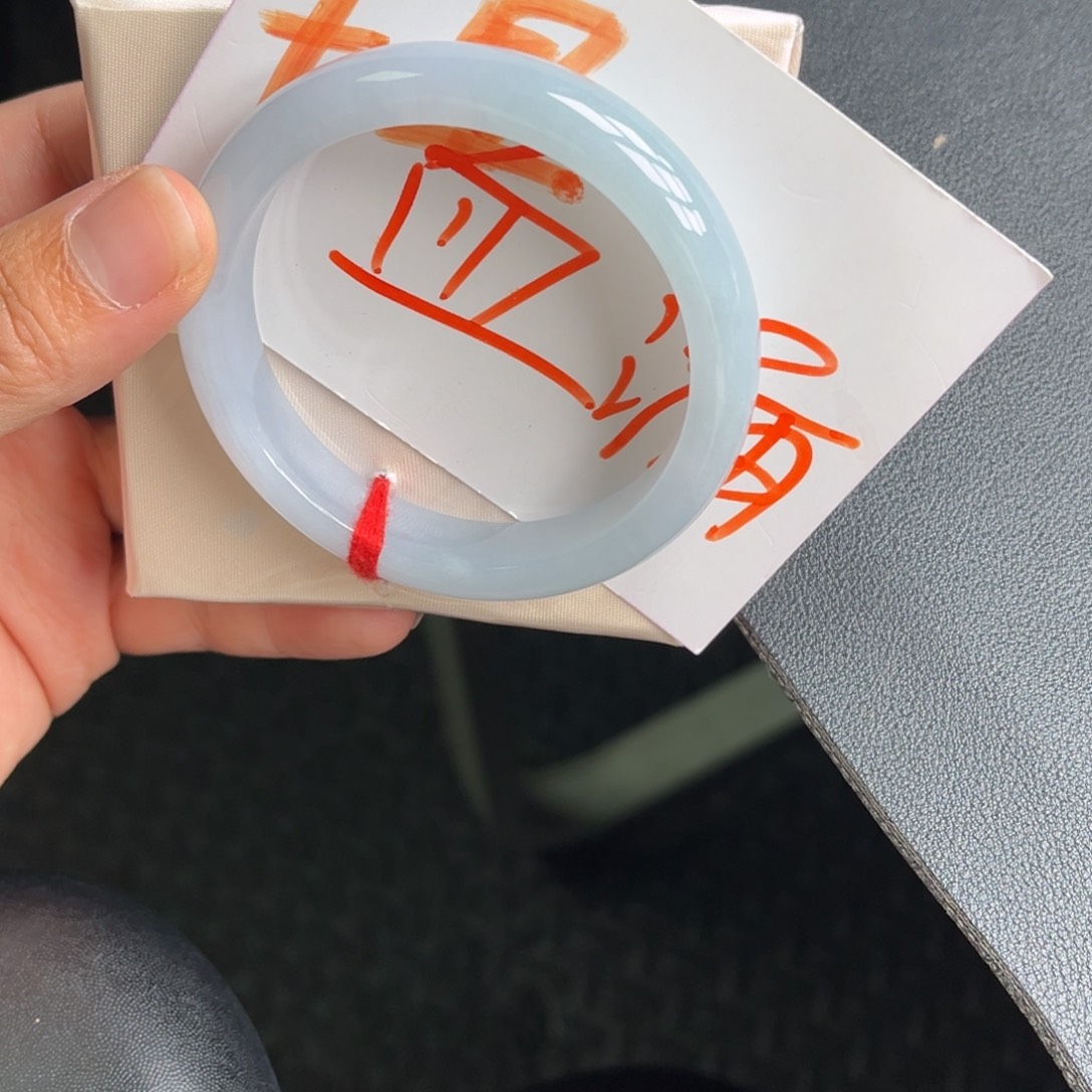 翡翠未镶嵌手镯手镯