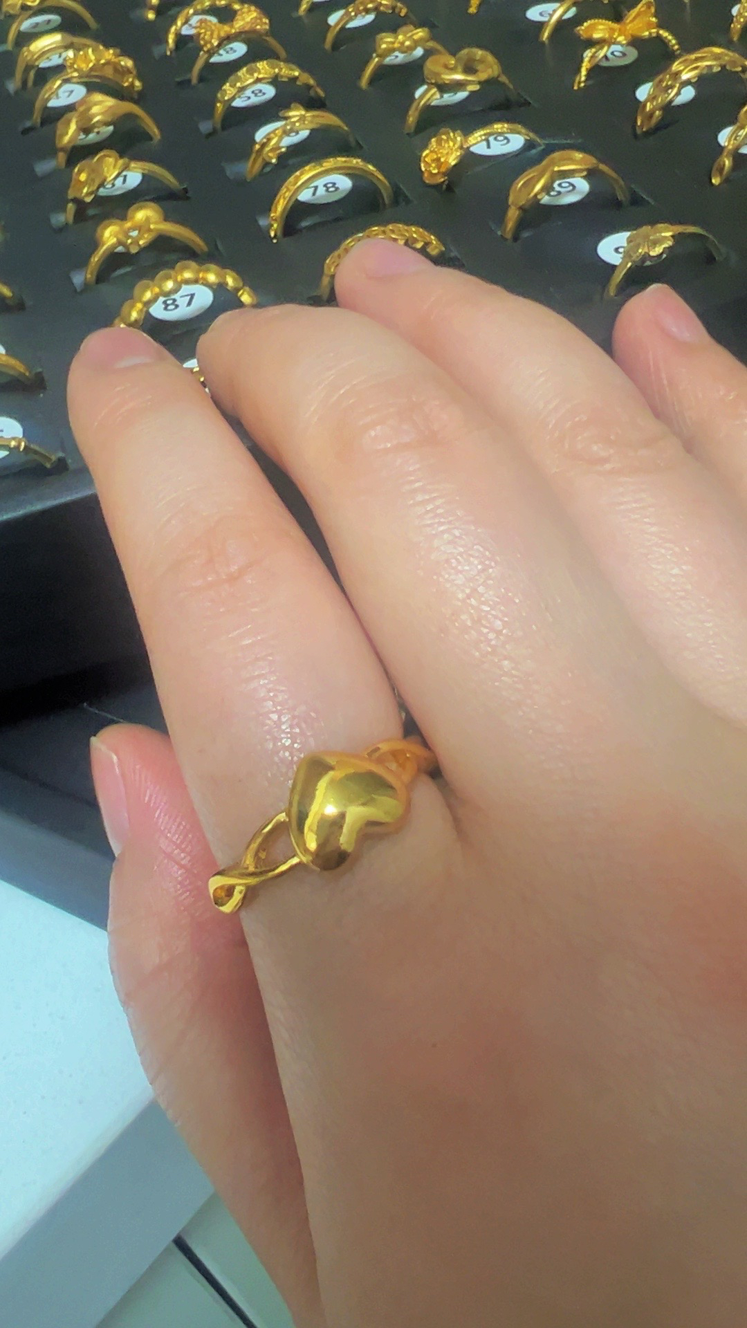 铜合金亚克力戒指 亮面爱心精品戒指戒指85