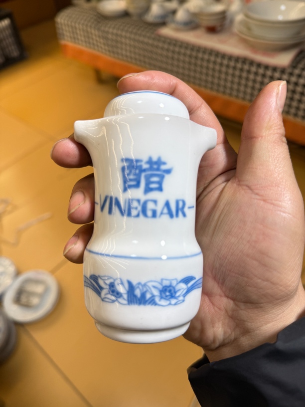 醴陵釉下五彩高温健康瓷 醋壶